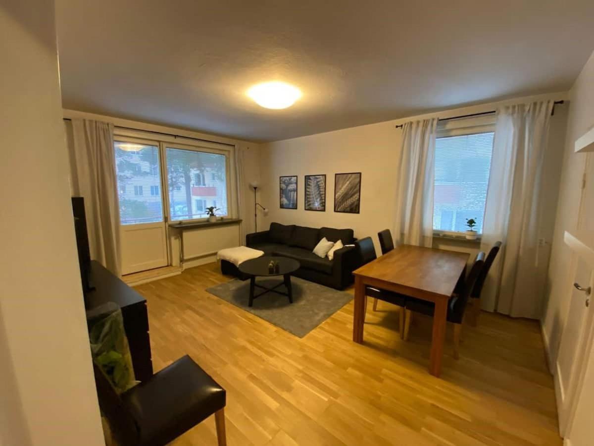 Апартаменты Flatin Erbjuder Laegenheter I Soedra Стокгольм Экстерьер фото